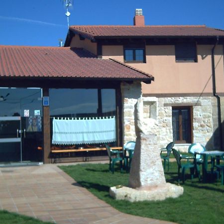 La Cerca De Dona Jimena Guest House Modúbar de San Cibrián Bagian luar foto