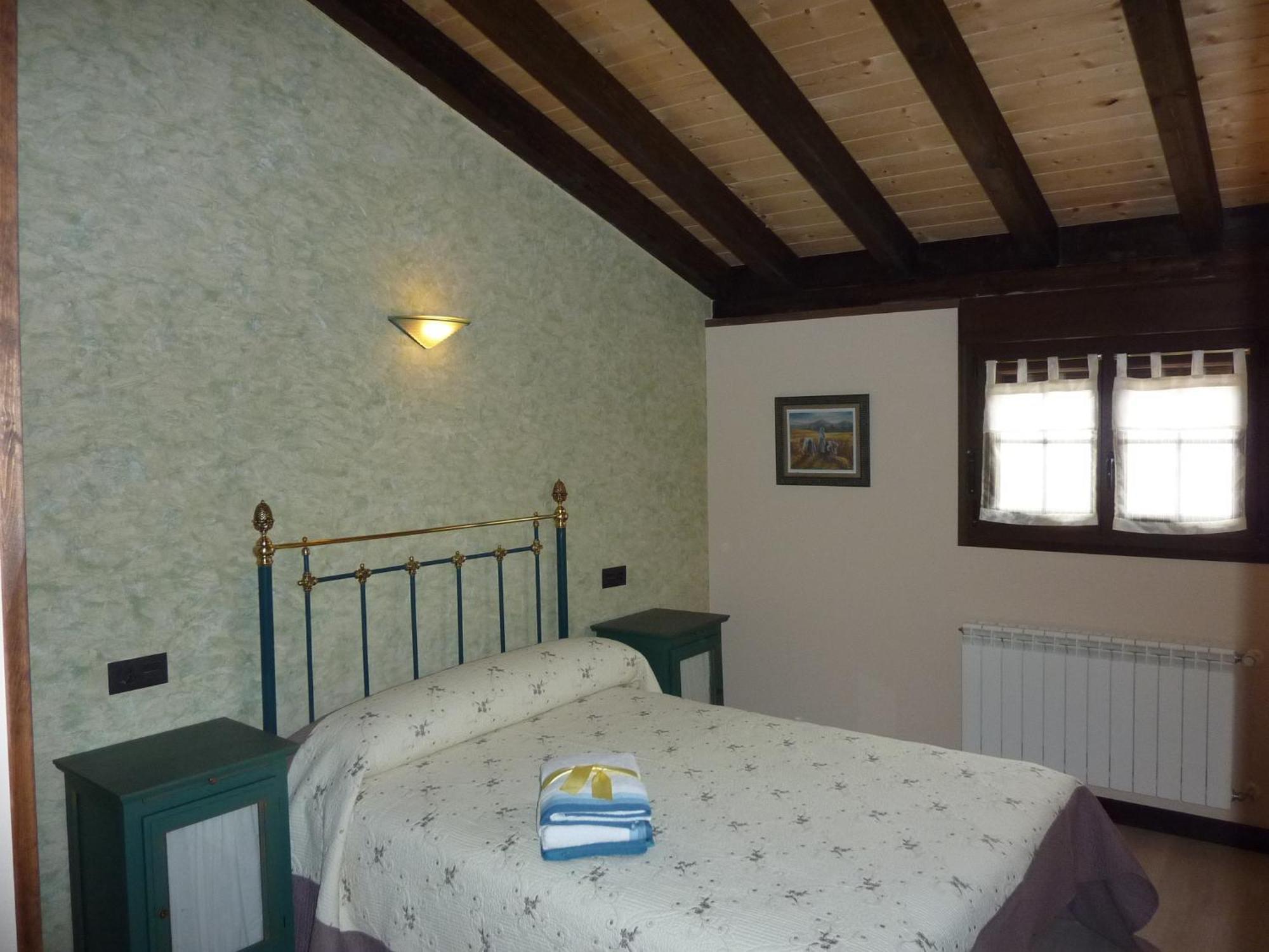 La Cerca De Dona Jimena Guest House Modúbar de San Cibrián Bagian luar foto